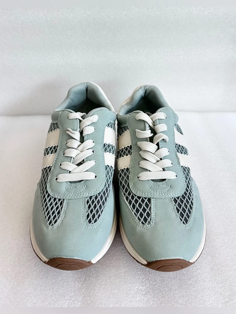 NWOT. DV by Dolce Vita JAMMY Sage Green Mesh Sneakers Size 8